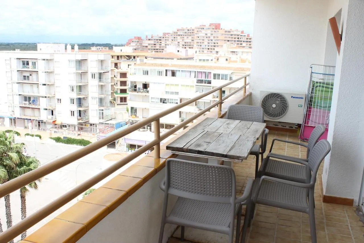 Beautiful Apartment In Front Of Beach, Pool, View Roses 0*,